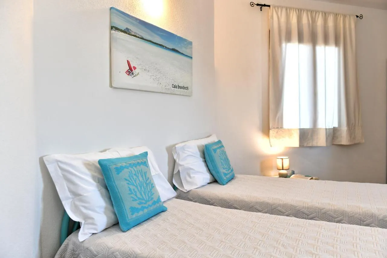 Aparthotel Residence Chiaro Di Luna San Teodoro