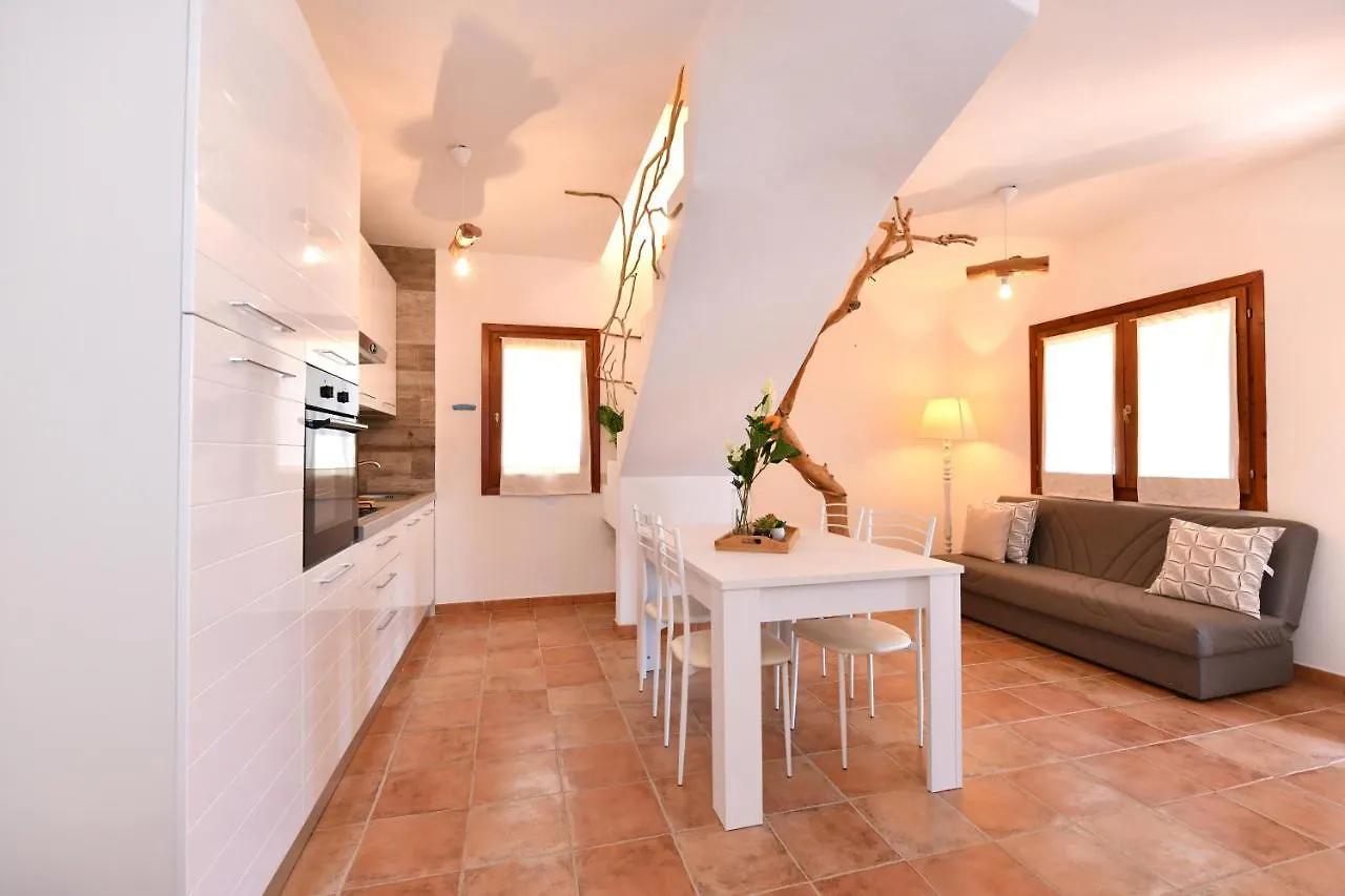 Residence Chiaro di Luna San Teodoro  San Teodoro (Sardinia)