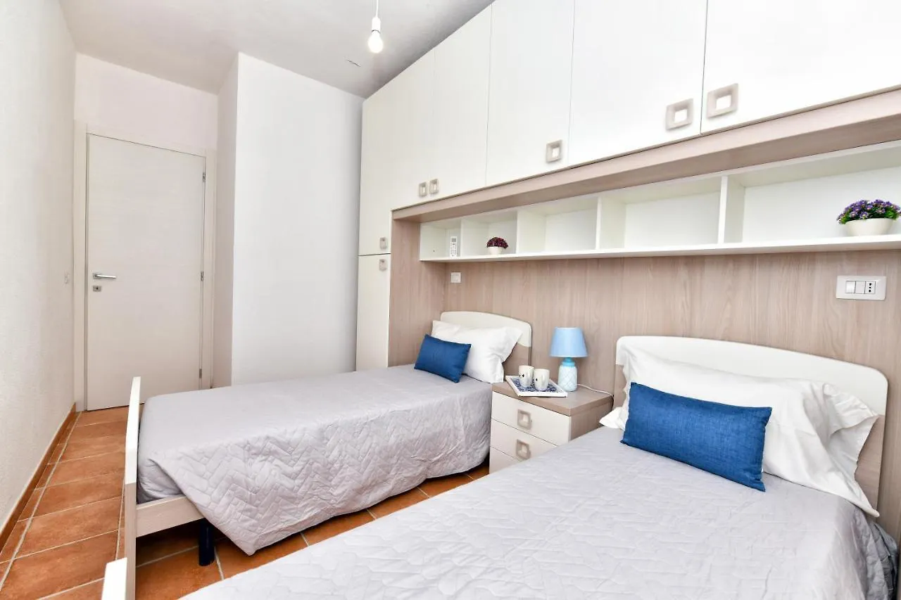 Aparthotel Residence Chiaro di Luna San Teodoro